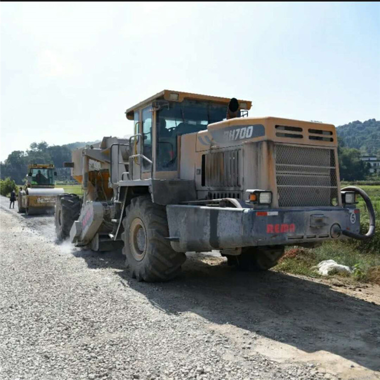 江西宜春省道水泥路面就地破碎項目